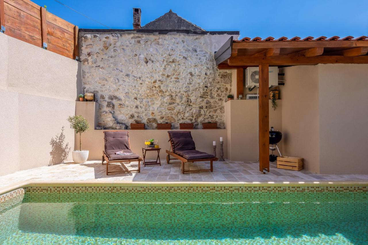 Villa Kameni Dvori Свети-Филип-и-Яков Экстерьер фото